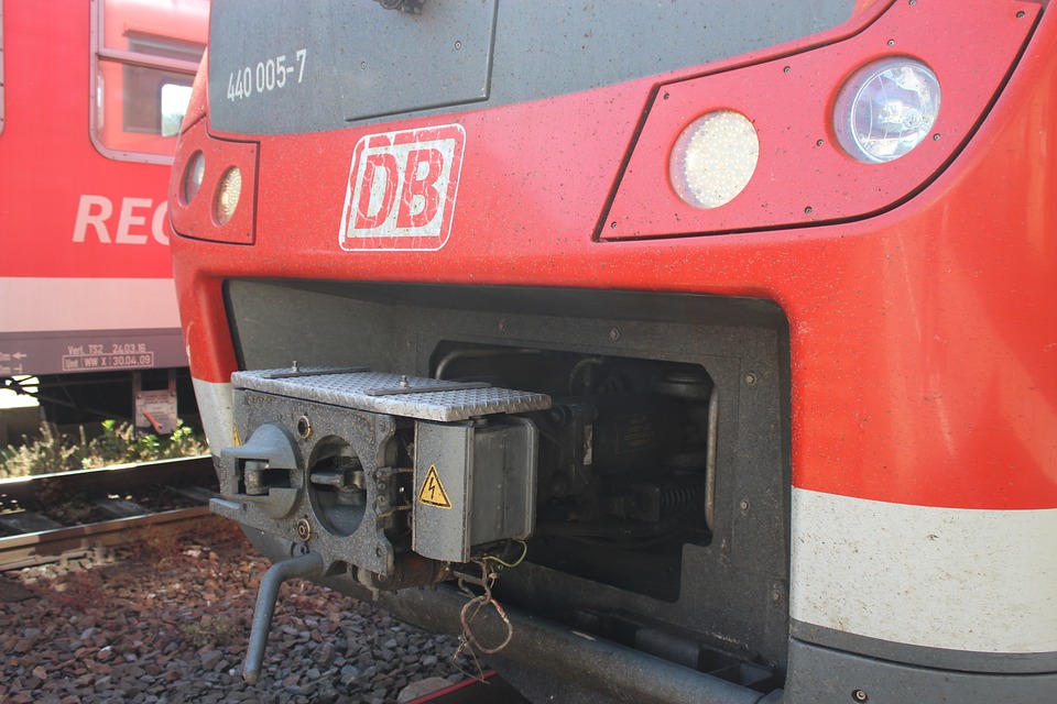 frente de una locomotora de Deutsche Bahn